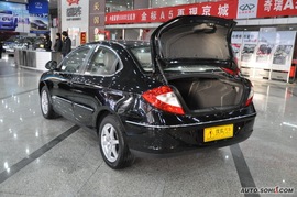 2010款奇瑞A3三厢1.6L手动豪华型