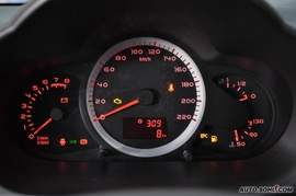 2010款奇瑞A3三厢1.6L手动豪华型