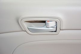 2015款长安悦翔V3