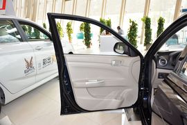 2015款长安悦翔V3