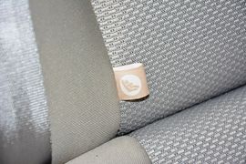 2015款长安悦翔V3