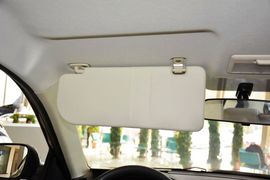 2015款长安悦翔V3