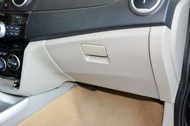 2015款长安悦翔V3