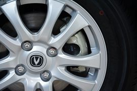 2015款长安悦翔V3