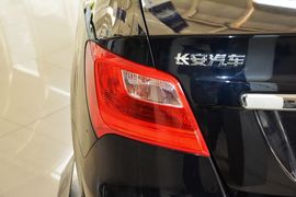 2015款长安悦翔V3