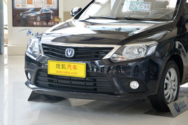 2015款长安悦翔V3