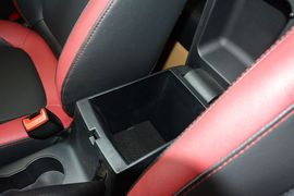 2015款长安逸动XT