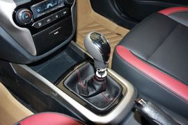 2015款长安逸动XT