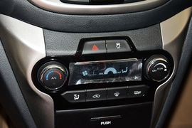 2015款长安逸动XT