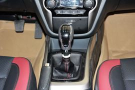 2015款长安逸动XT