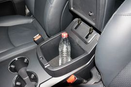 2015款起亚霸锐3.8L自动豪华版