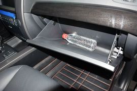 2015款起亚霸锐3.8L自动豪华版