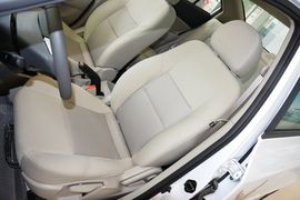 2012款长安悦翔V5