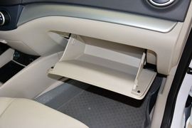 2012款长安悦翔V5