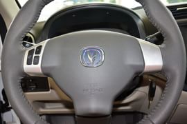 2012款长安悦翔V5