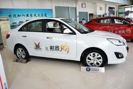 2012款长安悦翔V5