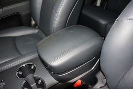 2015款起亚霸锐3.8L自动豪华版