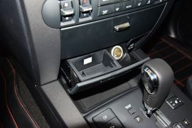 2015款起亚霸锐3.8L自动豪华版