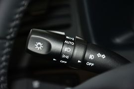 2015款起亚霸锐3.8L自动豪华版