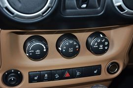 2015款Jeep牧马人3.0L撒哈拉