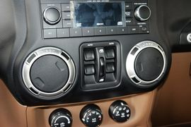 2015款Jeep牧马人3.0L撒哈拉