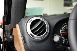 2015款Jeep牧马人3.0L撒哈拉