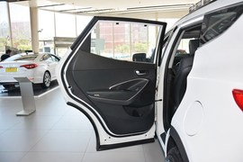 2015款现代全新胜达2.4L自动四驱智能型