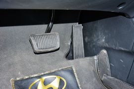 2015款现代全新胜达2.4L自动四驱智能型