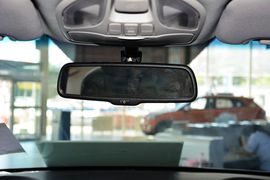 2015款现代全新胜达2.4L自动四驱智能型