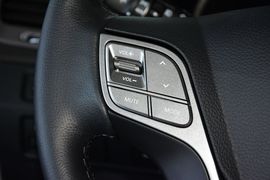 2015款现代全新胜达2.4L自动四驱智能型