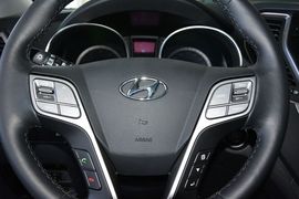 2015款现代全新胜达2.4L自动四驱智能型