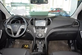 2015款现代全新胜达2.4L自动四驱智能型