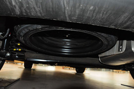 2013款起亚新佳乐2.0L