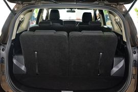 2013款起亚新佳乐2.0L