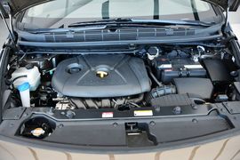 2013款起亚新佳乐2.0L