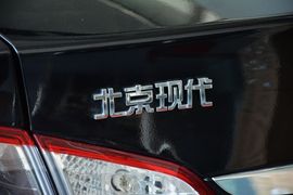 2011款北京现代新悦动