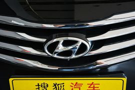 2011款北京现代新悦动