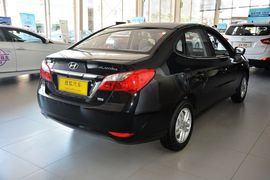2011款北京现代新悦动