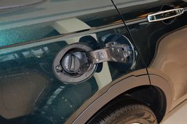 2015款路虎发现神行2.0T