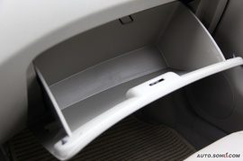 2009款力帆620贺岁版试驾