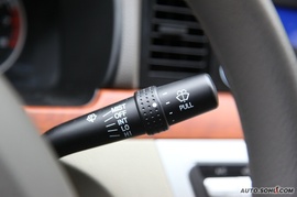 2009款力帆620贺岁版试驾