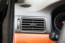 2009款力帆620贺岁版试驾