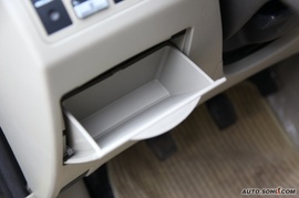 2009款力帆620贺岁版试驾