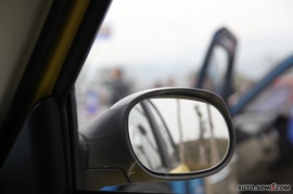 2009款力帆320新内饰版试驾