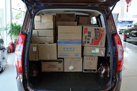 打破固有思维定位　深度体验宏光S豪华型