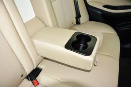 2015款奔腾B70