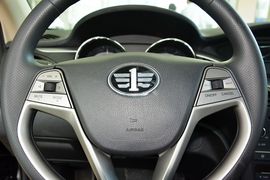 2015款奔腾B70