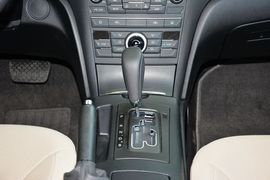 2015款奔腾B70