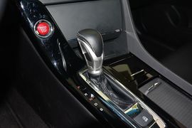 2015款本田思铂睿2.4L尊贵版