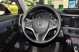 2015款本田思铂睿2.4L尊贵版
